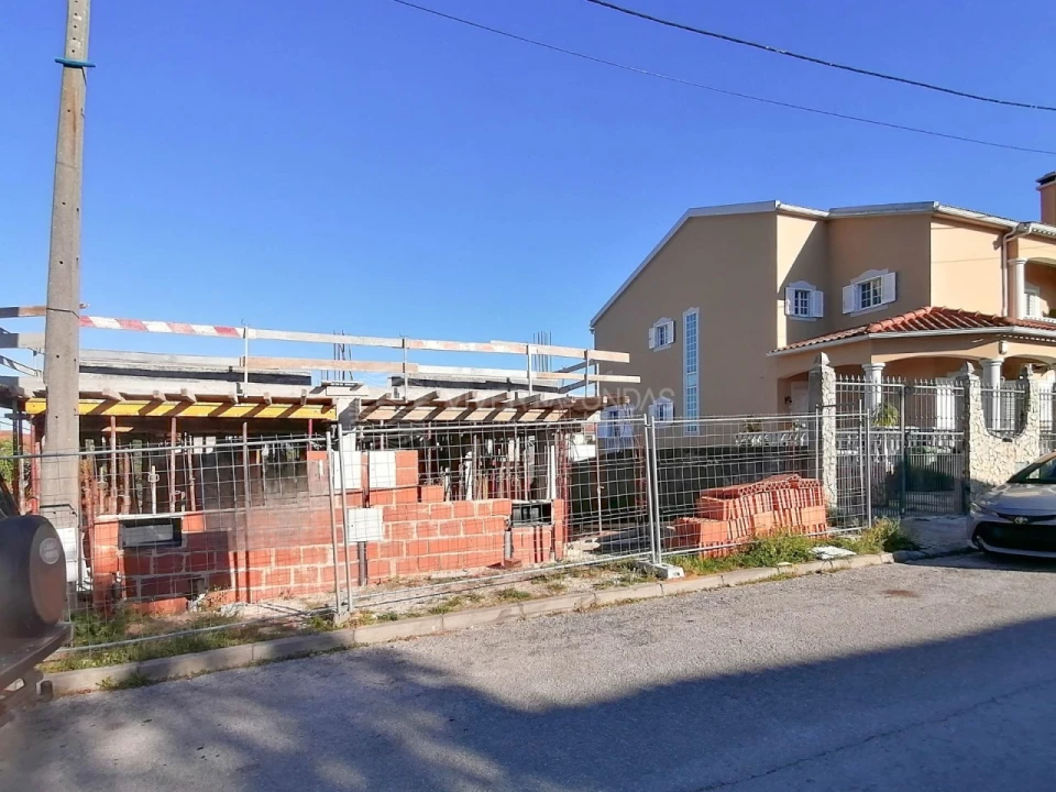 Moradia T2 para Venda em Fernao Ferro Foto 13
