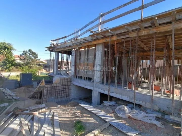 Moradia T2 para Venda em Fernao Ferro