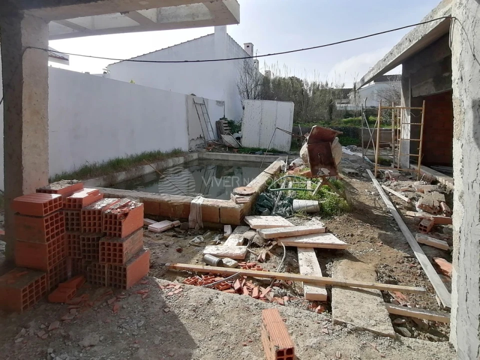Moradia T4 para Venda em Seixal, Arrentela e Aldeia de Paio Pires Foto 17