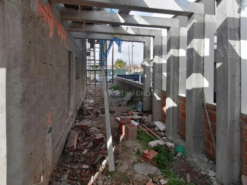 Moradia T4 para Venda em Seixal, Arrentela e Aldeia de Paio Pires Foto 22