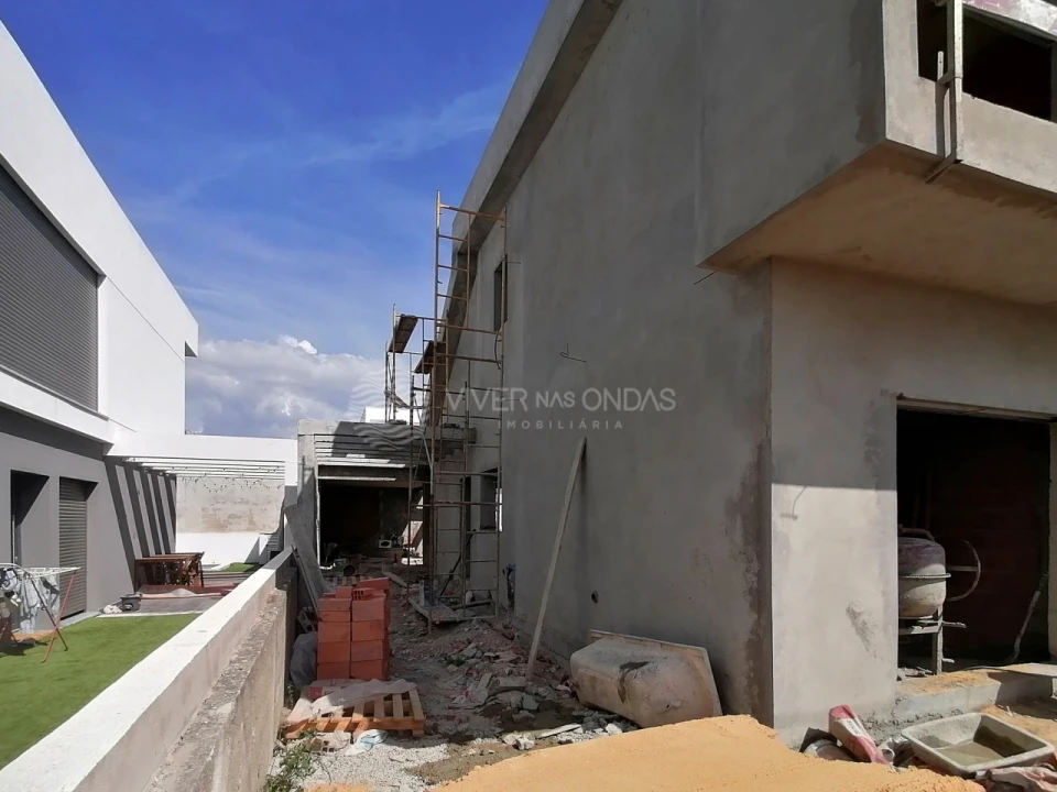 Moradia T4 para Venda em Seixal, Arrentela e Aldeia de Paio Pires Foto 23