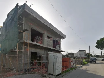 Moradia T4 para Venda em Seixal, Arrentela e Aldeia de Paio Pires
