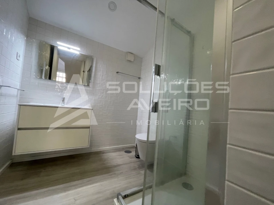 Apartamento T1 para Venda em Glória e Vera Cruz Foto 14
