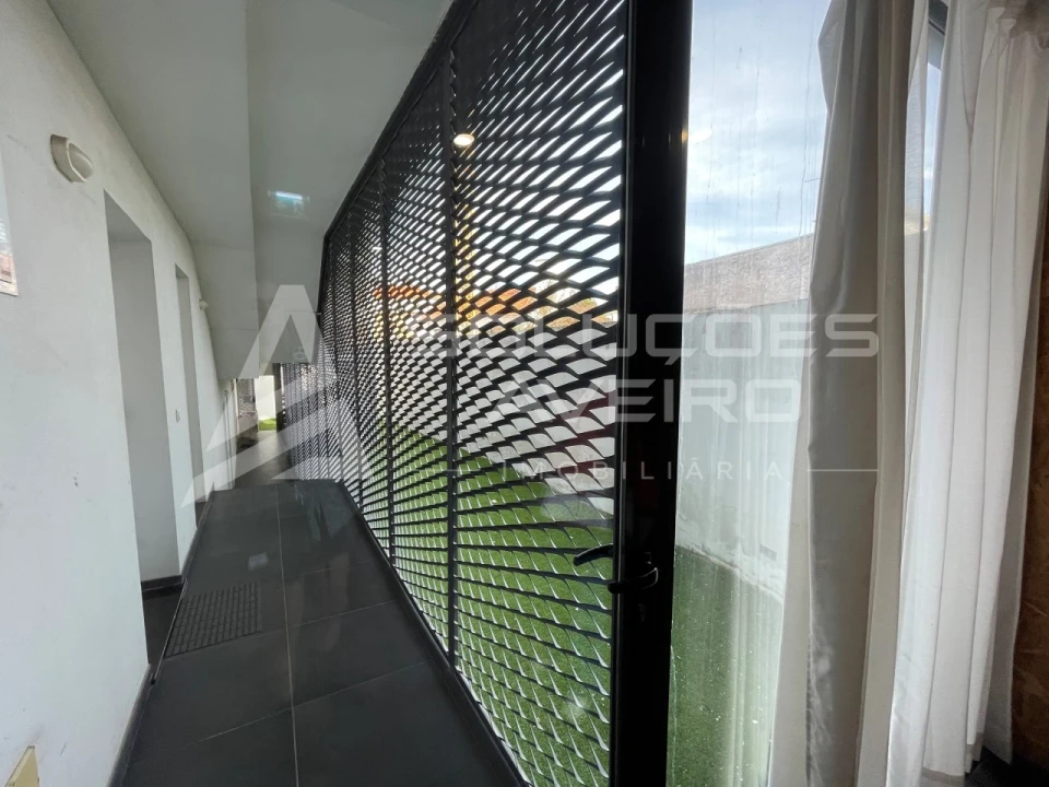 Apartamento T1 para Venda em Glória e Vera Cruz Foto 17
