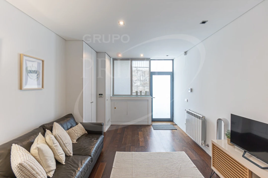 Apartamento T1 para Venda em Cedofeita, Santo Ildefonso, Sé, Miragaia, São Nicolau e Vitória Foto 7