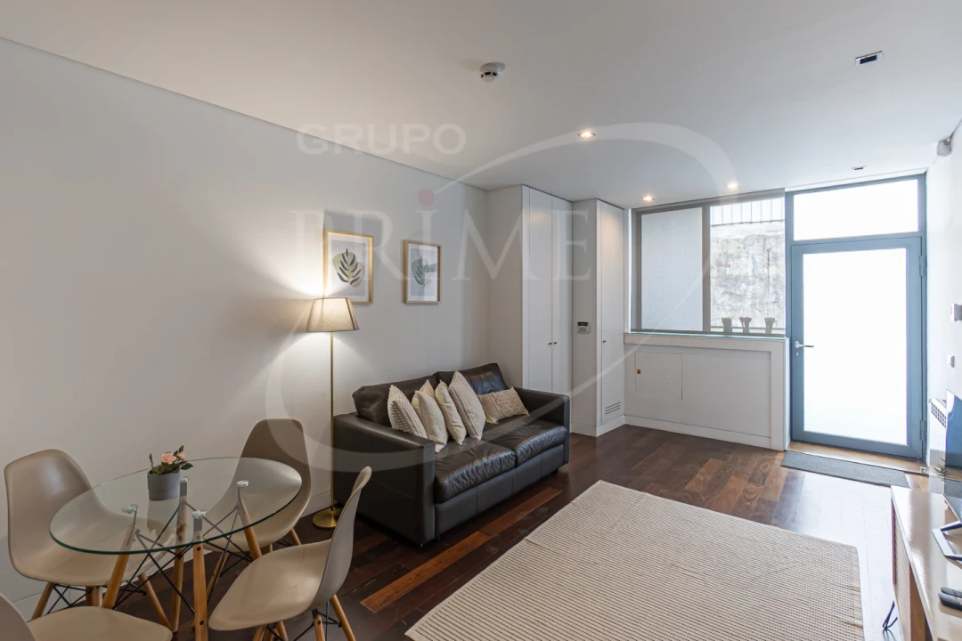 Apartamento T1 para Venda em Cedofeita, Santo Ildefonso, Sé, Miragaia, São Nicolau e Vitória Foto 8