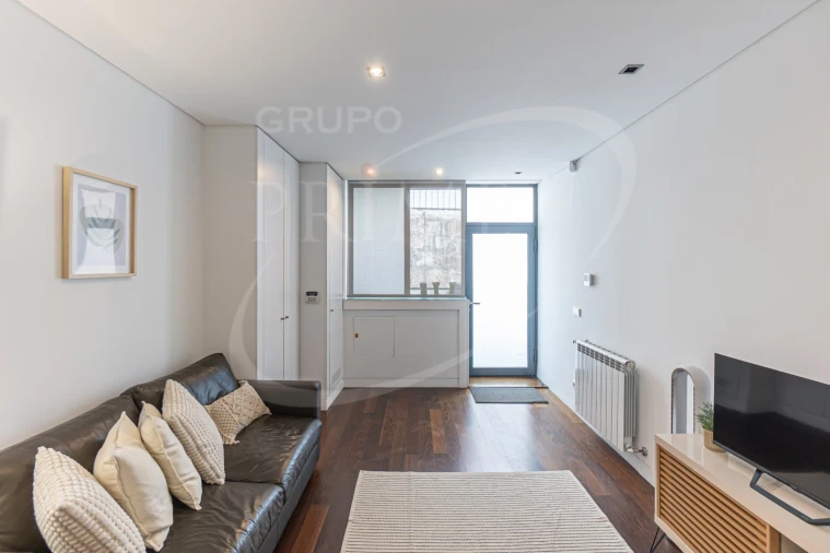 Apartamento T1 para Venda em Cedofeita, Santo Ildefonso, Sé, Miragaia, São Nicolau e Vitória Foto 7