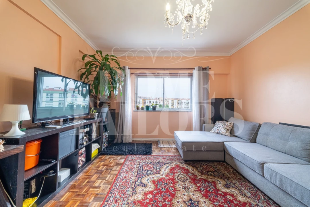 Apartamento T2 para Venda em Agualva e Mira-Sintra Foto 1