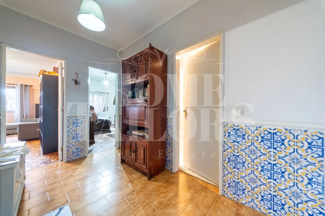 Apartamento T2 para Venda em Agualva e Mira-Sintra Foto 12