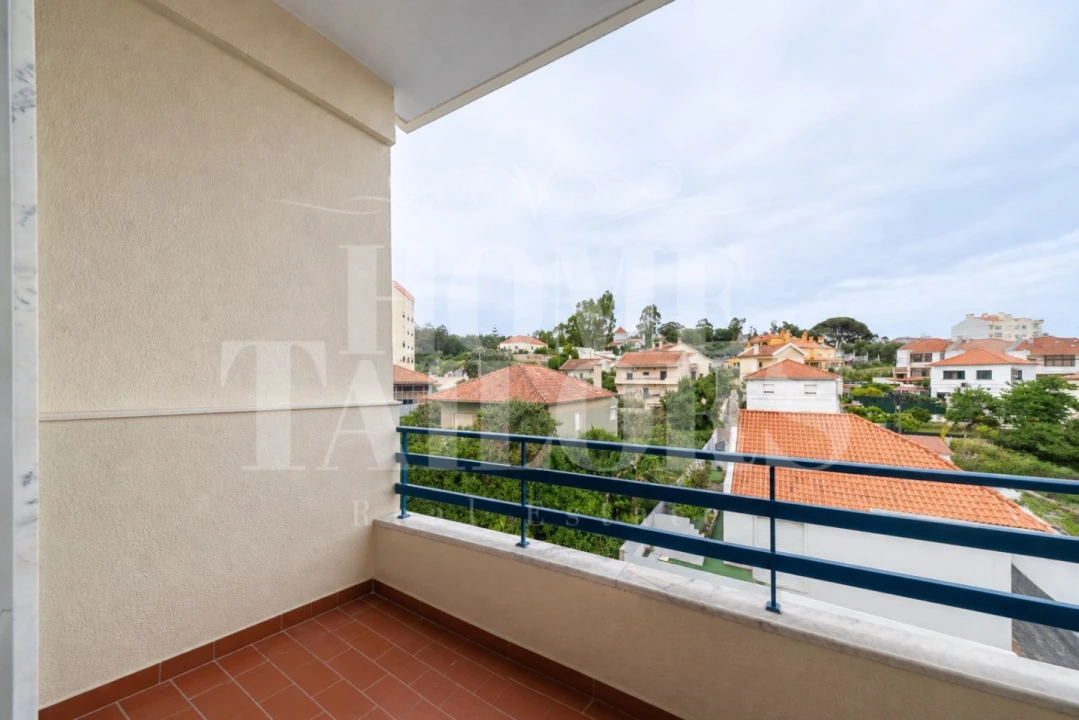 Apartamento T2 para Venda em Agualva e Mira-Sintra Foto 6