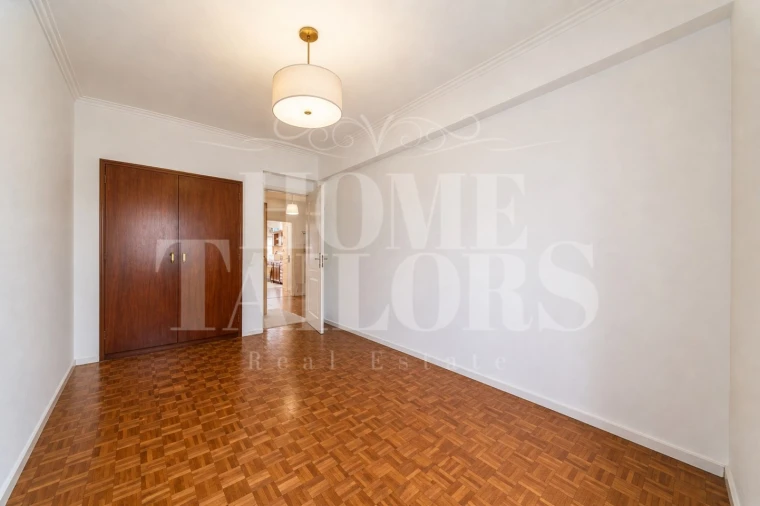 Apartamento T2 para Venda em Agualva e Mira-Sintra Foto 16