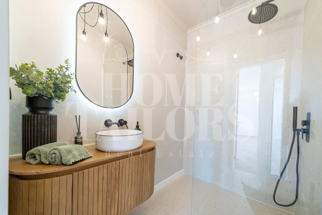 Apartamento T2 para Venda em Campolide Foto 5
