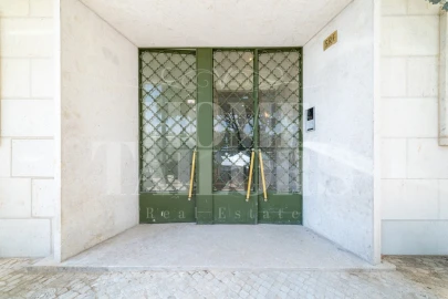Apartamento T2 para Venda em Campolide