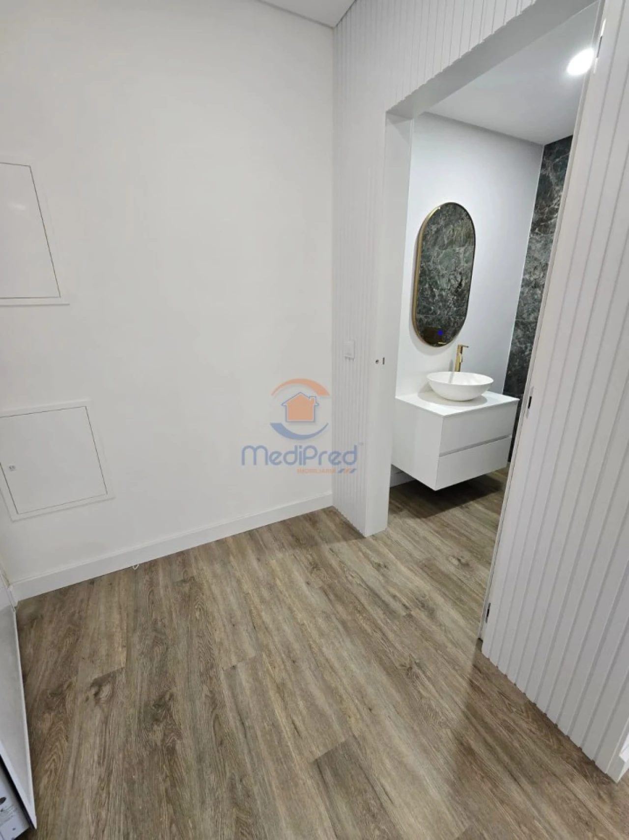 Apartamento T3 para Venda em Pontinha e Famões Foto 12