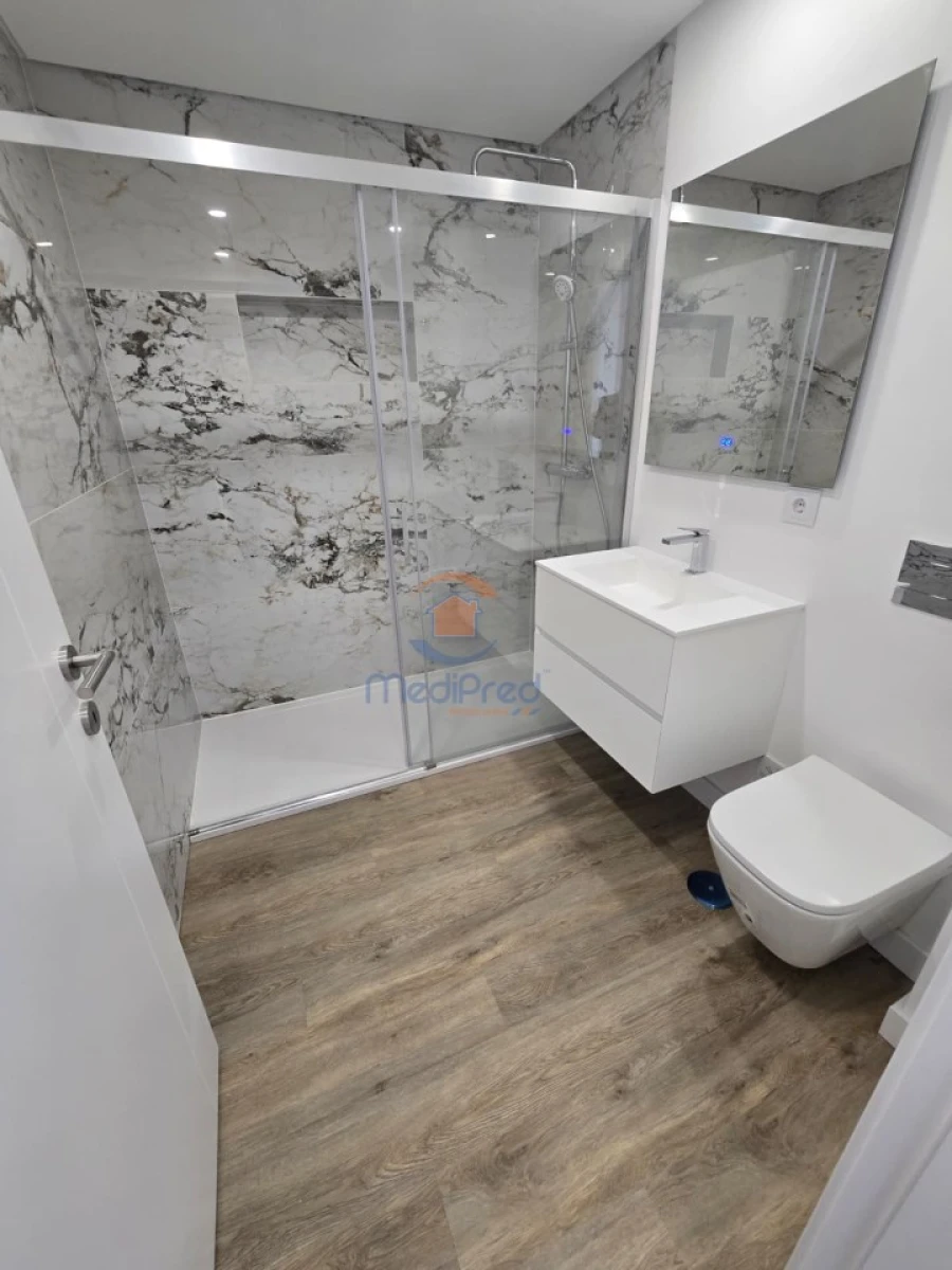 Apartamento T3 para Venda em Pontinha e Famões Foto 23