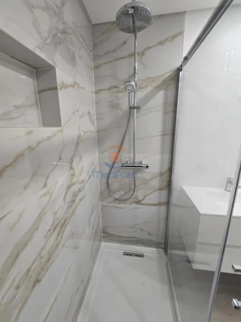 Apartamento T2 para Venda em Pontinha e Famões
