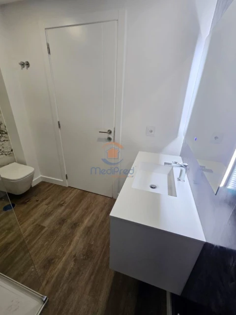 Apartamento T2 para Venda em Pontinha e Famões