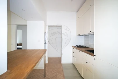 Apartamento T2 para Venda em Sacavém e Prior Velho