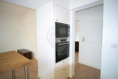 Apartamento T2 para Venda em Sacavém e Prior Velho