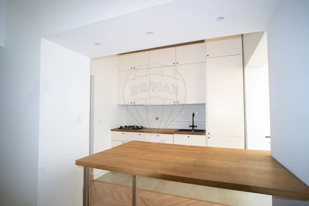 Apartamento T2 para Venda em Sacavém e Prior Velho Foto 6