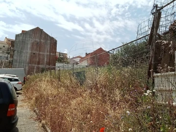 Terreno para Venda em Encosta do Sol