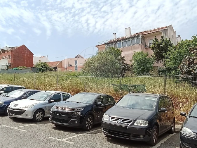 Terreno para Venda em Encosta do Sol Foto 2