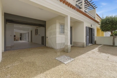 Moradia T3 para Venda em Azeitão (São Lourenço e São Simão)
