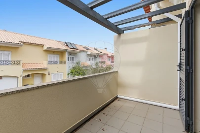 Moradia T3 para Venda em Azeitão (São Lourenço e São Simão)