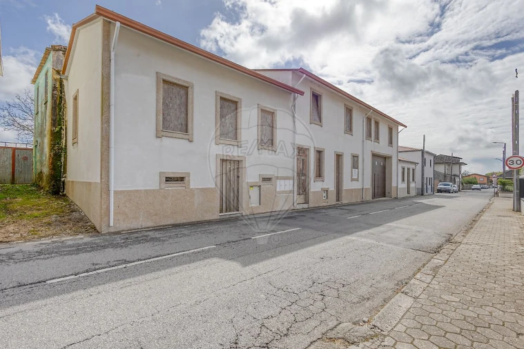 Moradia T3 para Venda em São Miguel do Souto e Mosteirô Foto 15