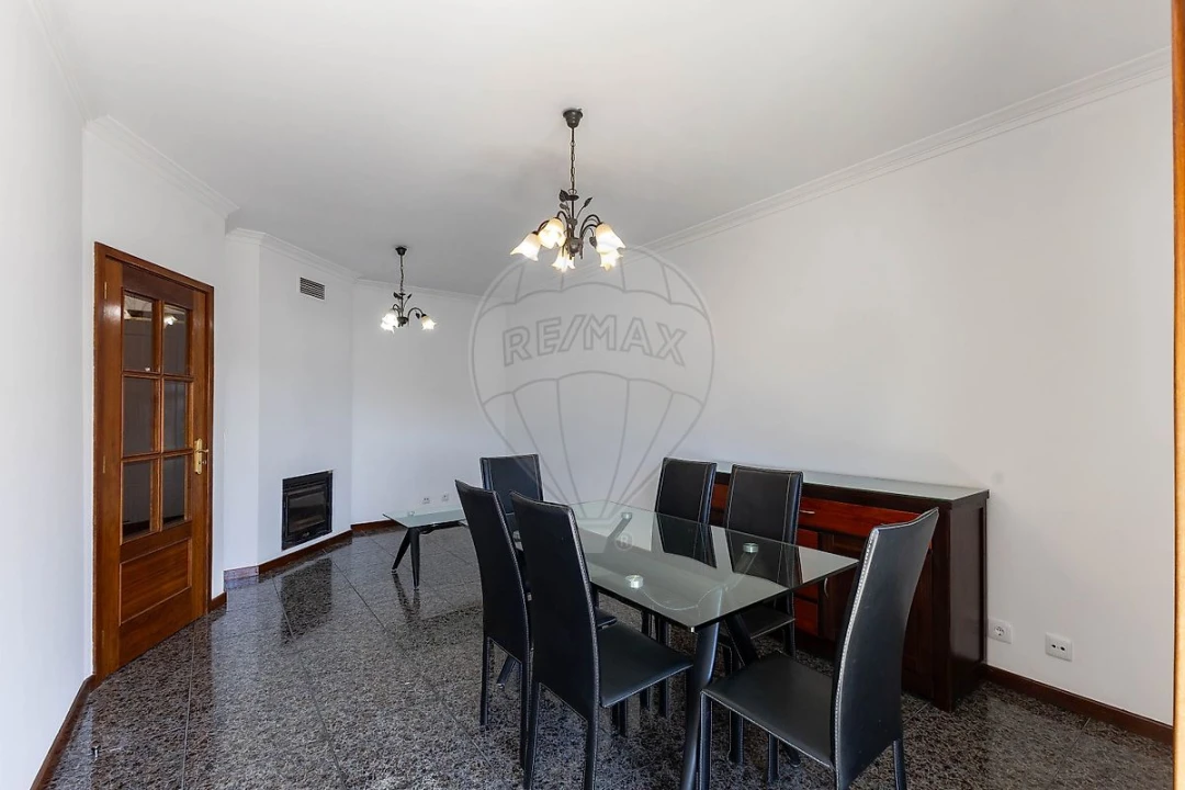 Apartamento T1 para Arrendamento em Mafamude e Vilar do Paraíso Foto 6