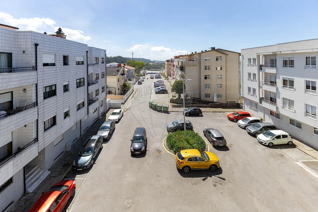 Apartamento T1 para Arrendamento em Mafamude e Vilar do Paraíso Foto 20