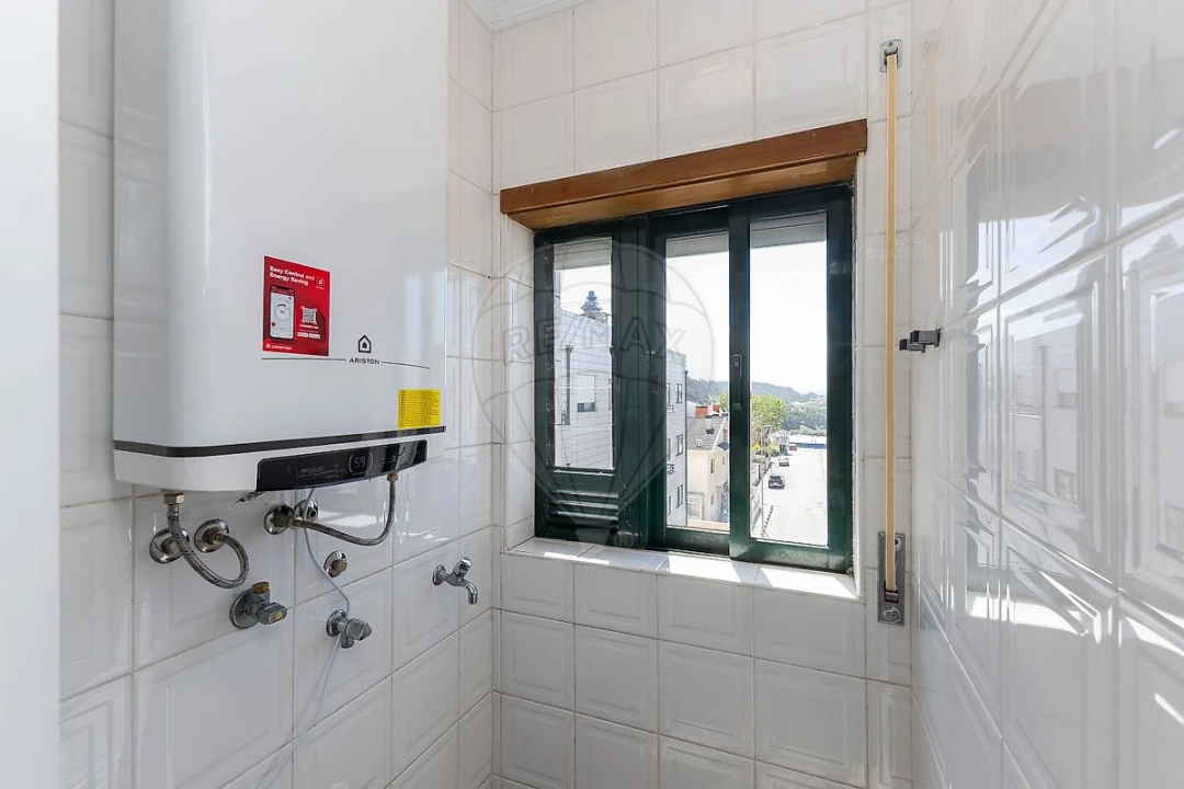 Apartamento T1 para Arrendamento em Mafamude e Vilar do Paraíso Foto 19