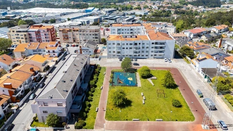 Apartamento T1 para Arrendamento em Mafamude e Vilar do Paraíso