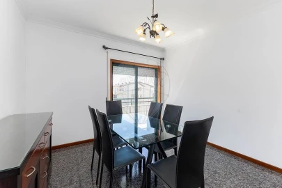 Apartamento T1 para Arrendamento em Mafamude e Vilar do Paraíso