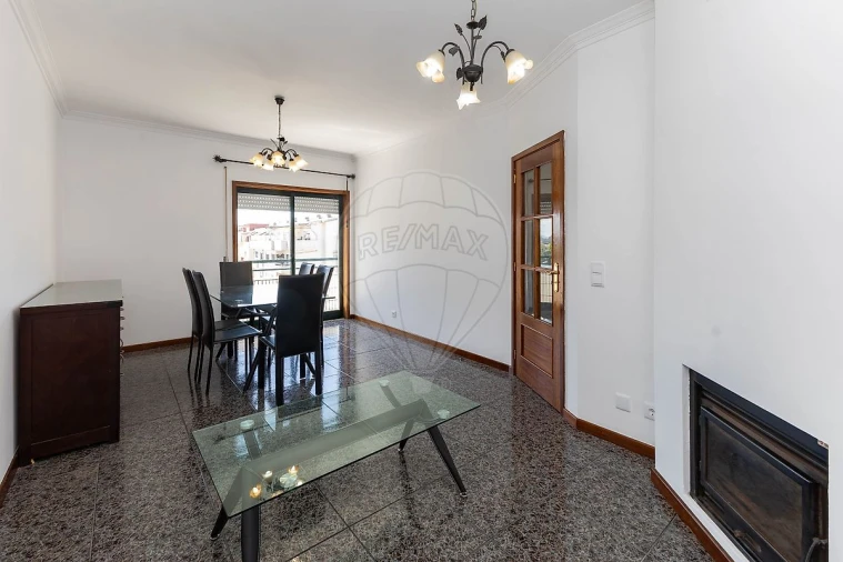 Apartamento T1 para Arrendamento em Mafamude e Vilar do Paraíso Foto 7