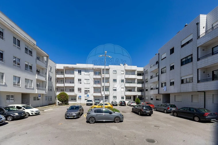 Apartamento T1 para Arrendamento em Mafamude e Vilar do Paraíso