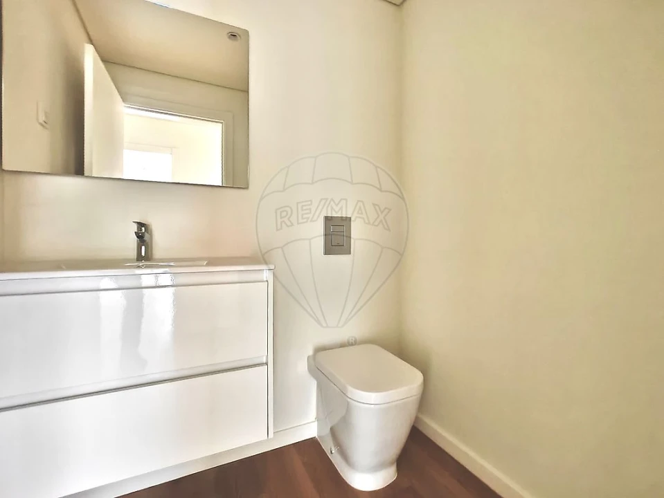 Apartamento T3 para Venda em Algés, Linda-A-Velha e Cruz Quebrada-Dafundo Foto 13