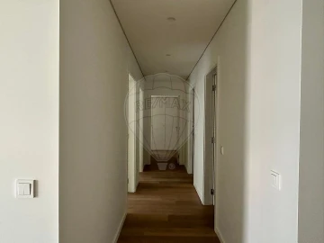 Apartamento T3 para Venda em Algés, Linda-A-Velha e Cruz Quebrada-Dafundo