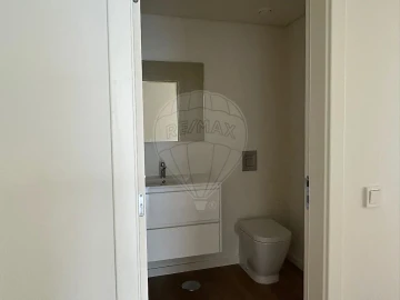 Apartamento T3 para Venda em Algés, Linda-A-Velha e Cruz Quebrada-Dafundo