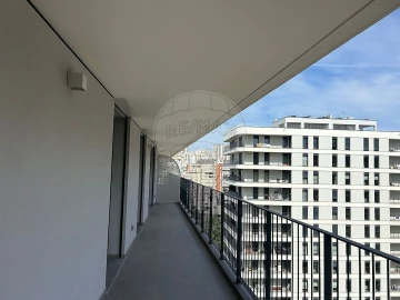 Apartamento T3 para Venda em Algés, Linda-A-Velha e Cruz Quebrada-Dafundo