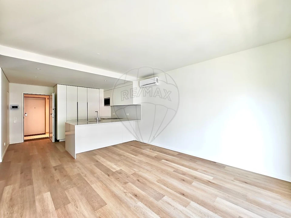Apartamento T3 para Venda em Algés, Linda-A-Velha e Cruz Quebrada-Dafundo Foto 9