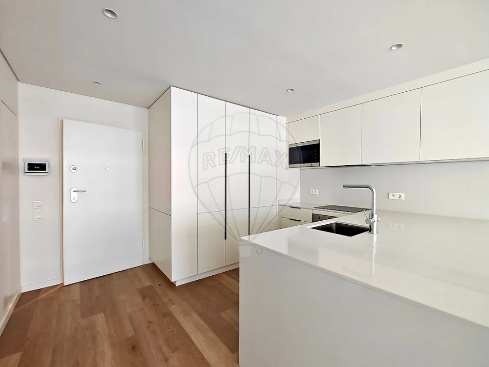 Apartamento T3 para Venda em Algés, Linda-A-Velha e Cruz Quebrada-Dafundo Foto 6