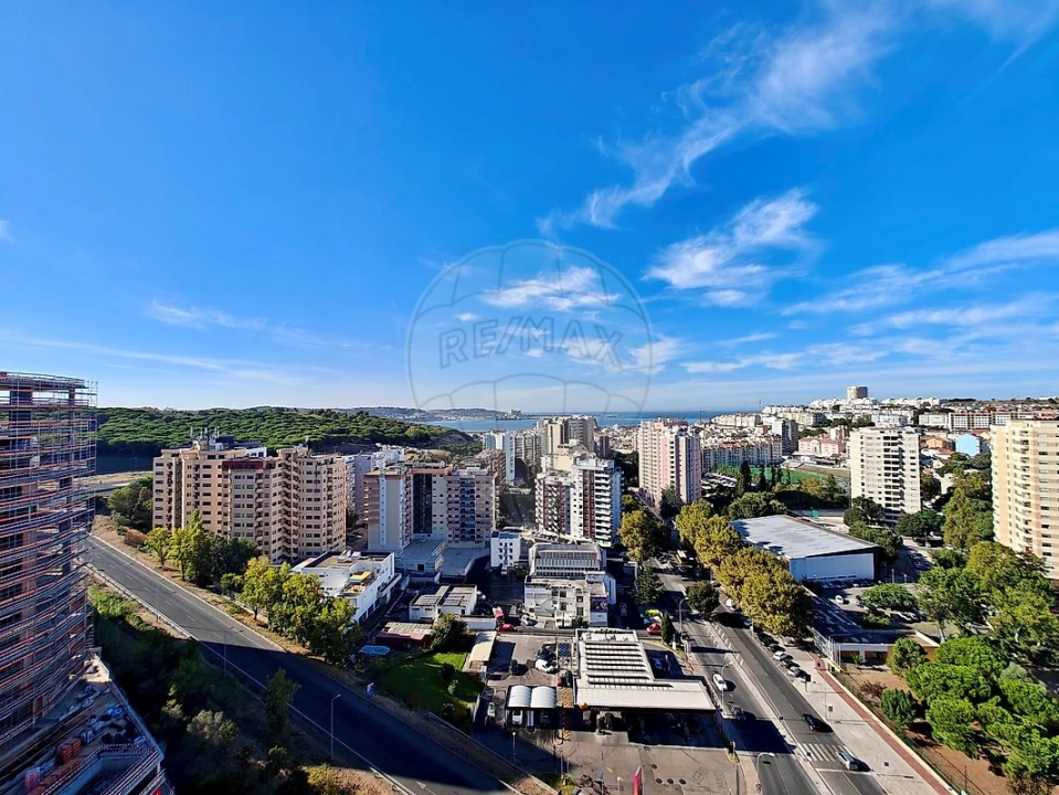 Apartamento T3 para Venda em Algés, Linda-A-Velha e Cruz Quebrada-Dafundo Foto 5