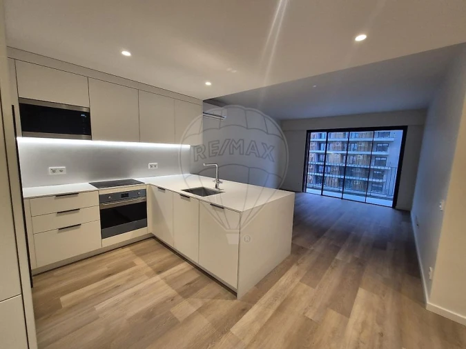 Apartamento T3 para Venda em Algés, Linda-A-Velha e Cruz Quebrada-Dafundo Foto 8