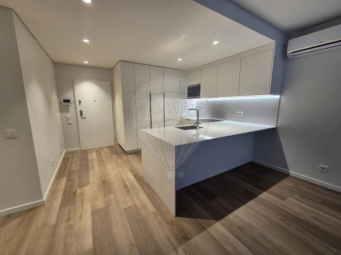 Apartamento T3 para Venda em Algés, Linda-A-Velha e Cruz Quebrada-Dafundo Foto 7
