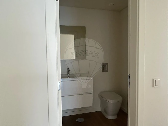 Apartamento T3 para Venda em Algés, Linda-A-Velha e Cruz Quebrada-Dafundo Foto 9