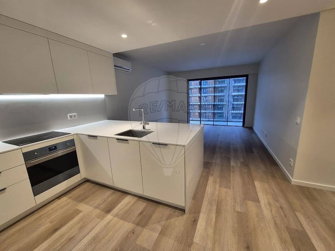 Apartamento T3 para Venda em Algés, Linda-A-Velha e Cruz Quebrada-Dafundo Foto 9