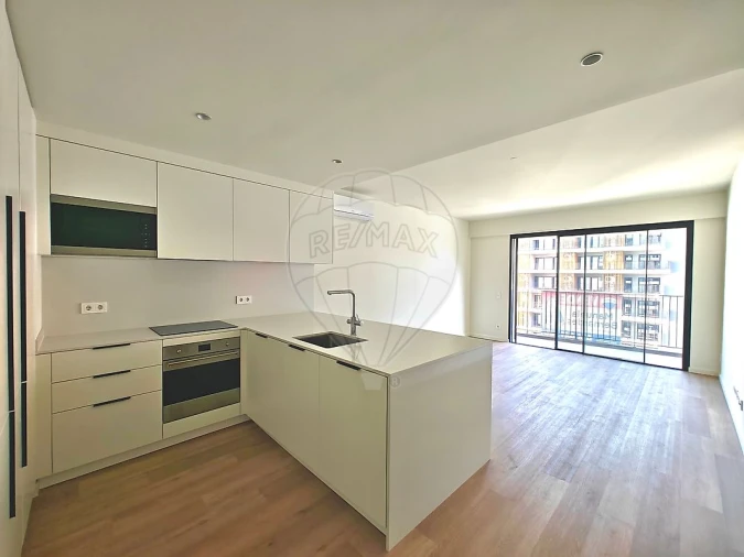 Apartamento T3 para Venda em Algés, Linda-A-Velha e Cruz Quebrada-Dafundo Foto 2