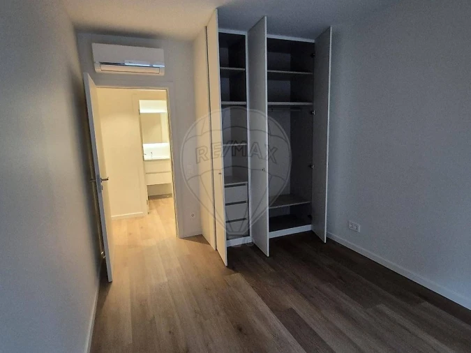 Apartamento T3 para Venda em Algés, Linda-A-Velha e Cruz Quebrada-Dafundo Foto 15