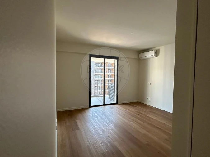 Apartamento T3 para Venda em Algés, Linda-A-Velha e Cruz Quebrada-Dafundo Foto 14